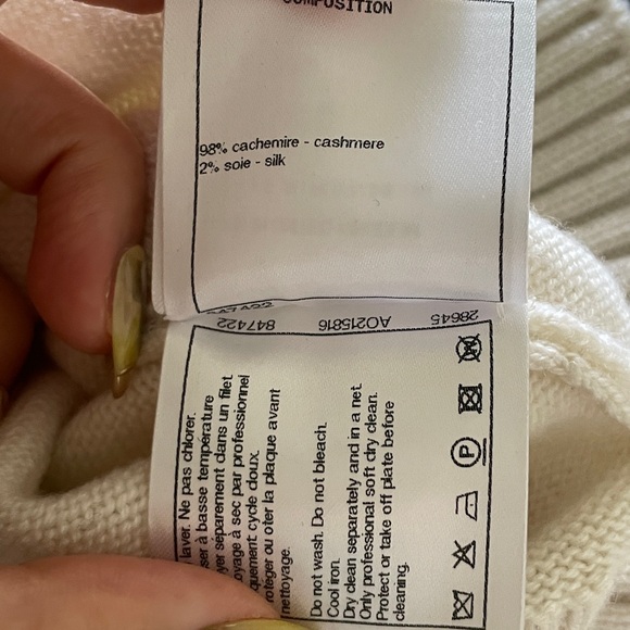 CHANEL like new Métiers d’Art Cashmere Sweater 34 - Picture 10 of 15